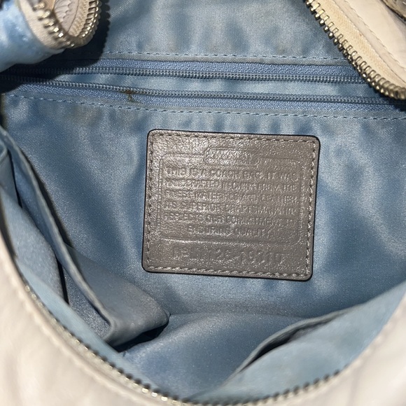 2011 Coach Kristin Spectator Hobo Crossbody Parchment w/gray croc/python detail - Picture 3 of 6